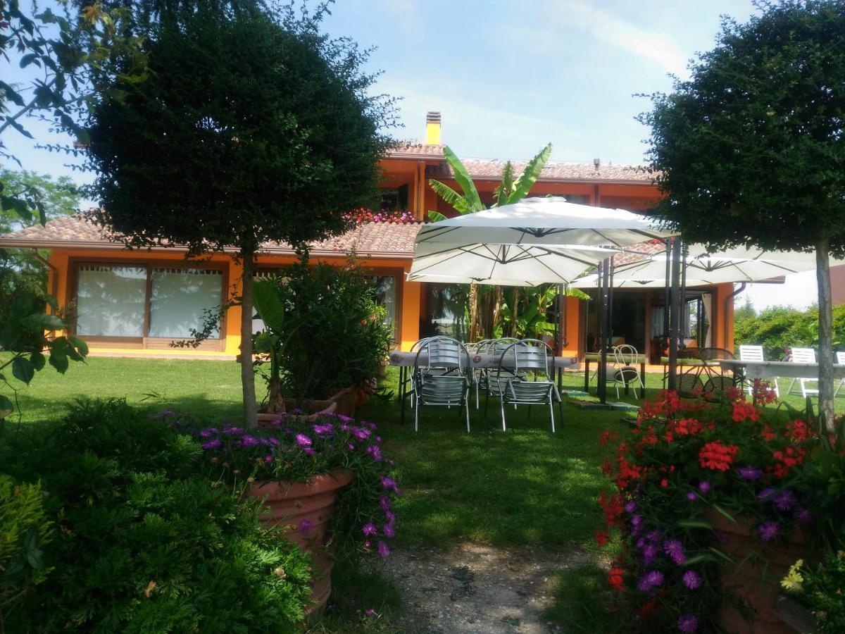 Agriturismo La Quiete Roncofreddo Exteriör bild